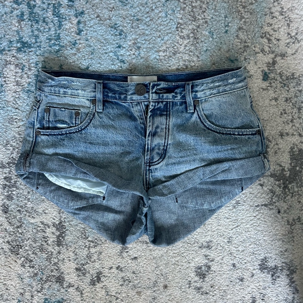 One teaspoon shorts